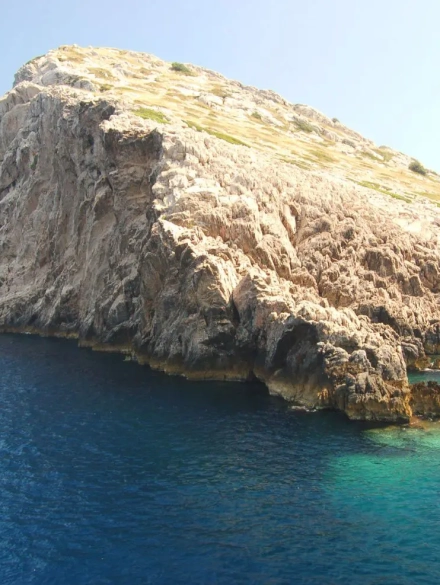 Brodski izlet na Goli Otok – povijesna destinacija Kvarnera