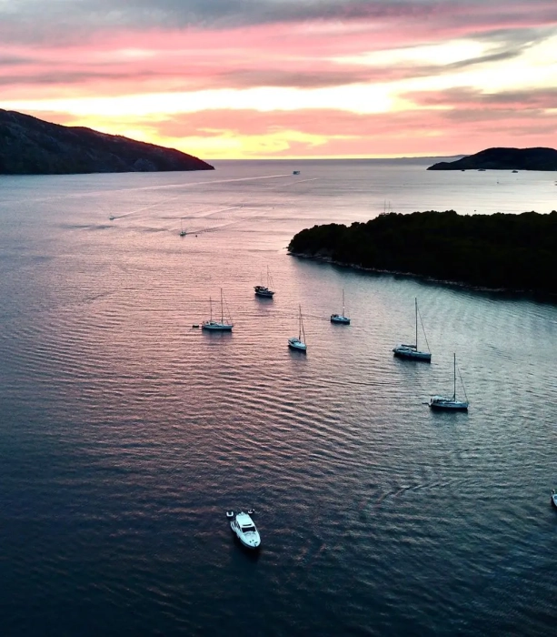 Brodski izlet Kvarner Adventuresa do skrivenih uvala Kvarnera