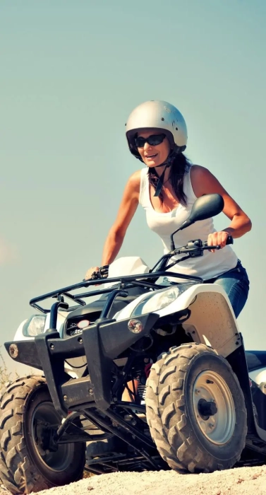 Quad vožnja po brdskom putu s panoramskim pogledom na Kvarner